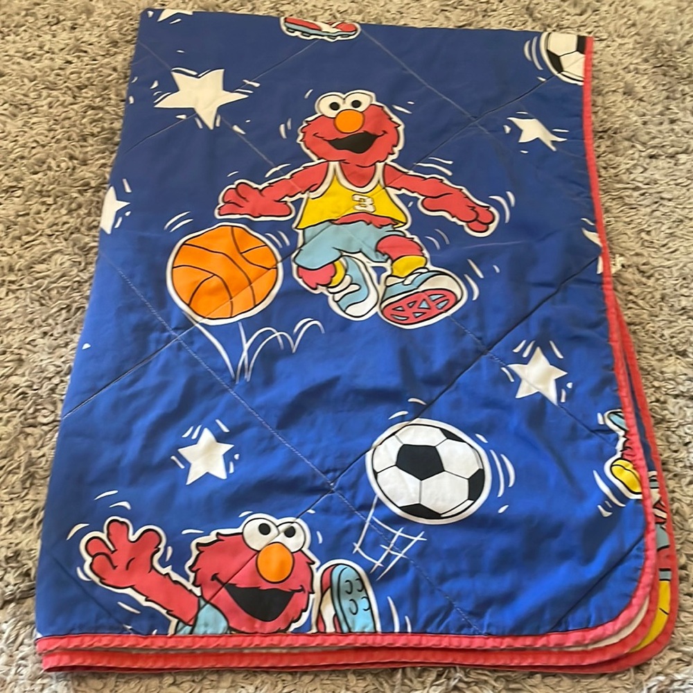 2005 Sesame Street Elmo Toddler Blanket
